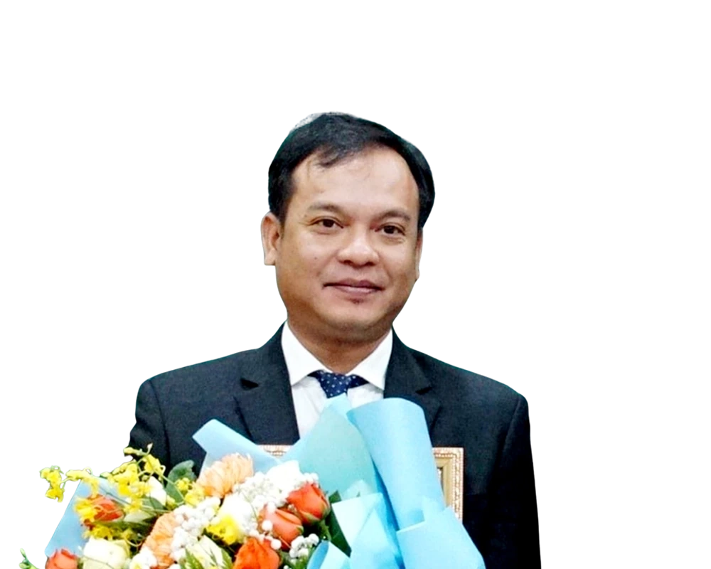 U HUẤN