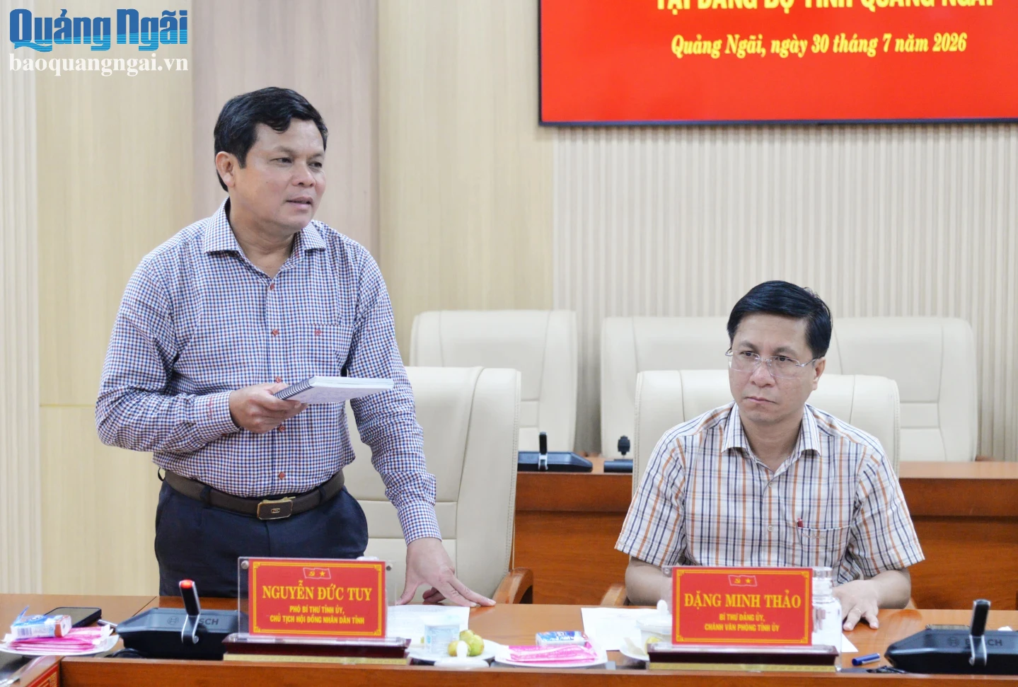 Phó Bí thư Tỉnh ủy, Chủ tịch HĐND tỉnh Nguyễn Đức Tuy phát biểu tại buổi làm việc.