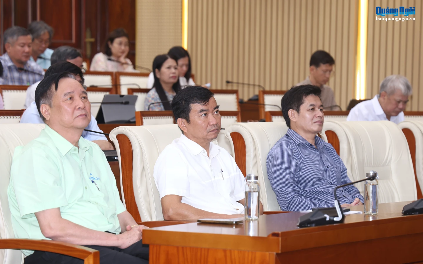 Các đại biểu tham dự hội nghị tãi điểm cầu UBND tỉnh.