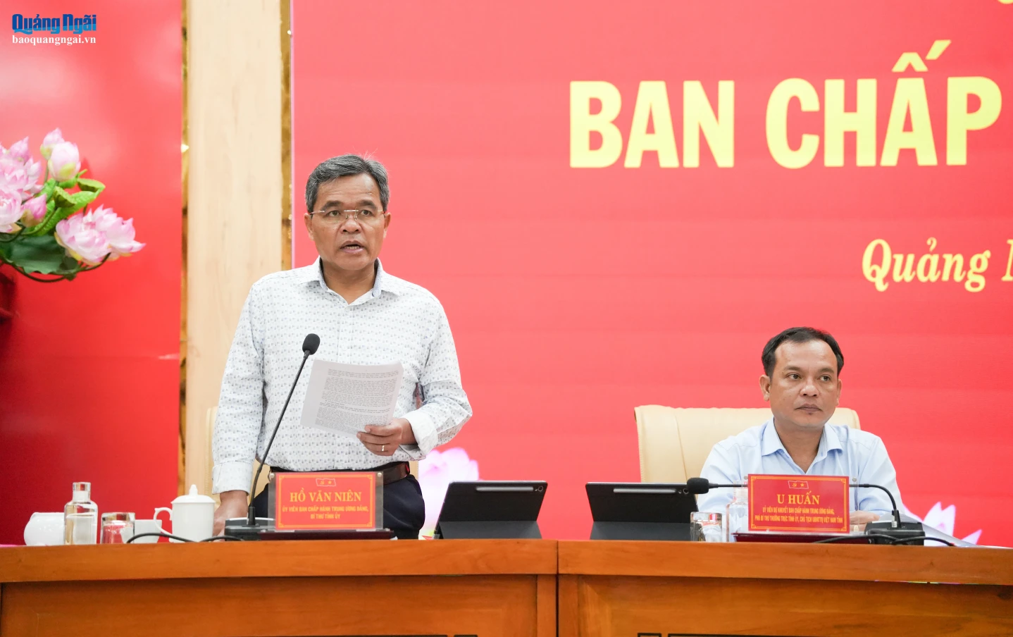 Ủy viên Trung ương Đảng, Bí thư Tỉnh ủy Hồ Văn Niên phát biểu kết luận hội nghị.