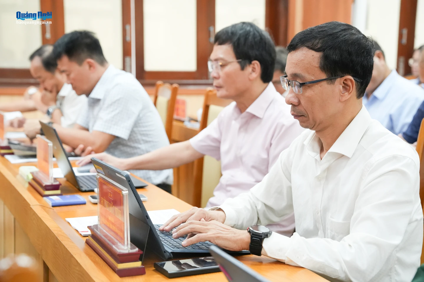 Các đại biểu dự hội nghị.