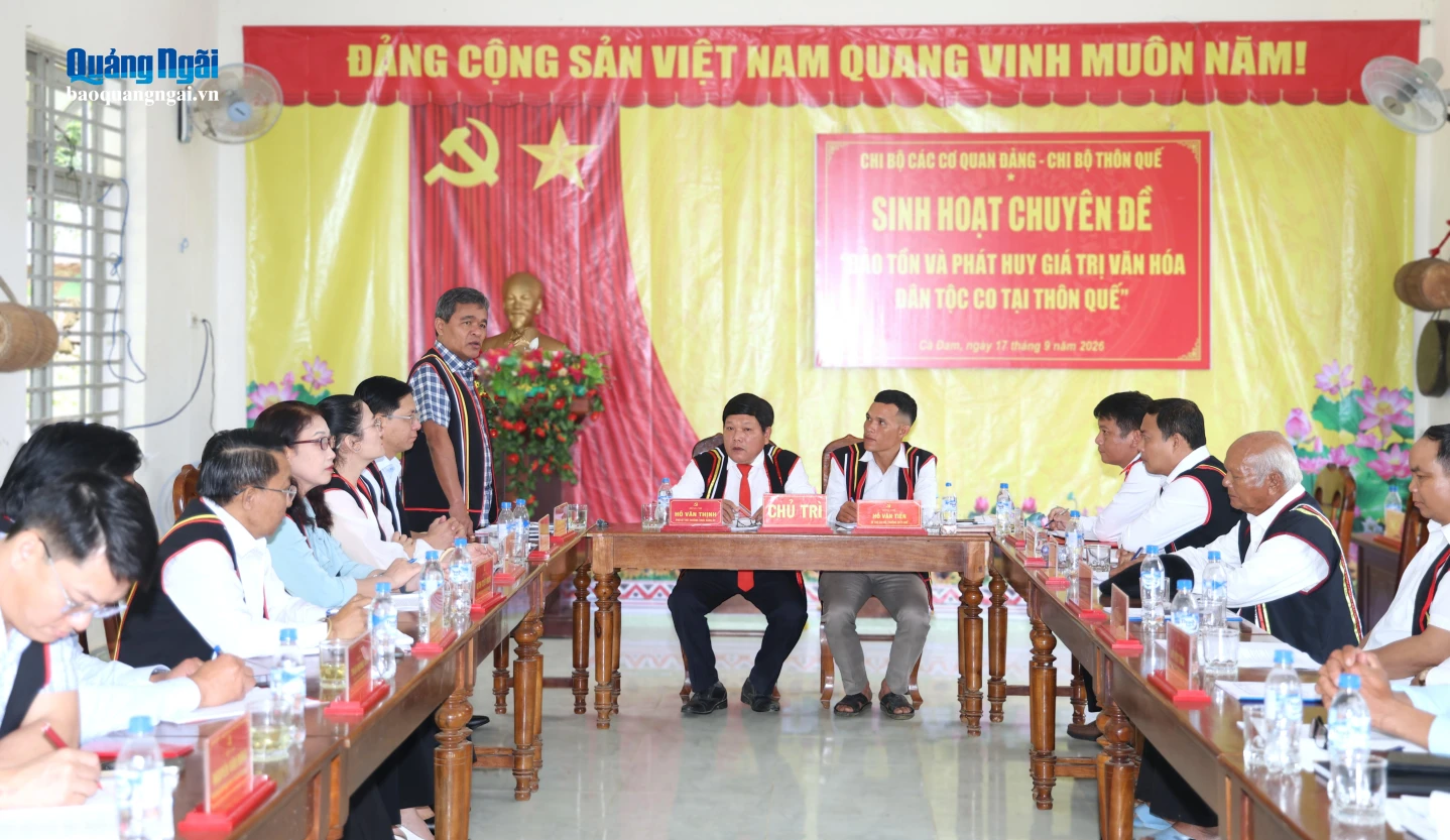 Quang cảnh buổi sinh hoạt.