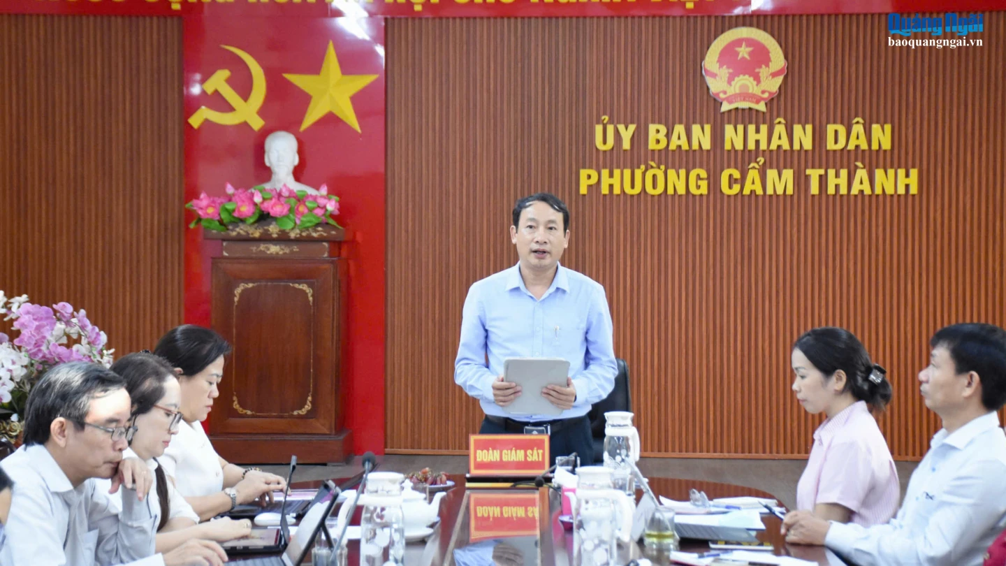 Ông Nguyễn Mạnh Thắng - Trưởng ban Pháp chế HĐND tỉnh kết luận buổi làm việc.