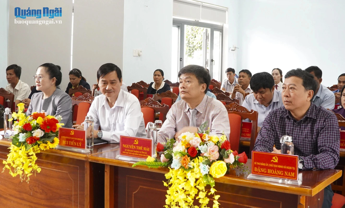Các đại biểu dự hội nghị.
