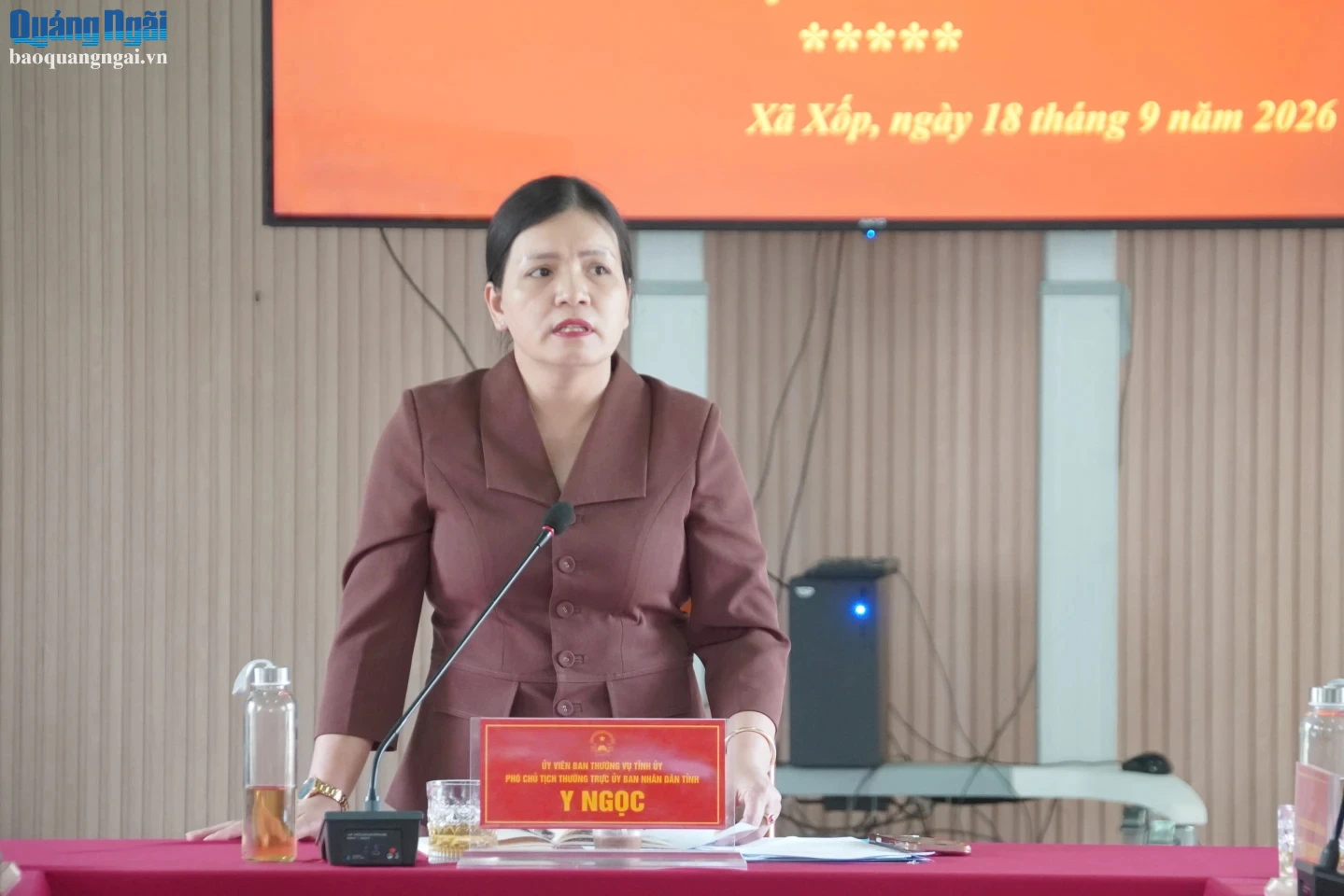Ủy viên Ban Thường vụ Tỉnh ủy, Phó Chủ tịch UBND tỉnh Y Ngọc phát biểu chỉ đạo.