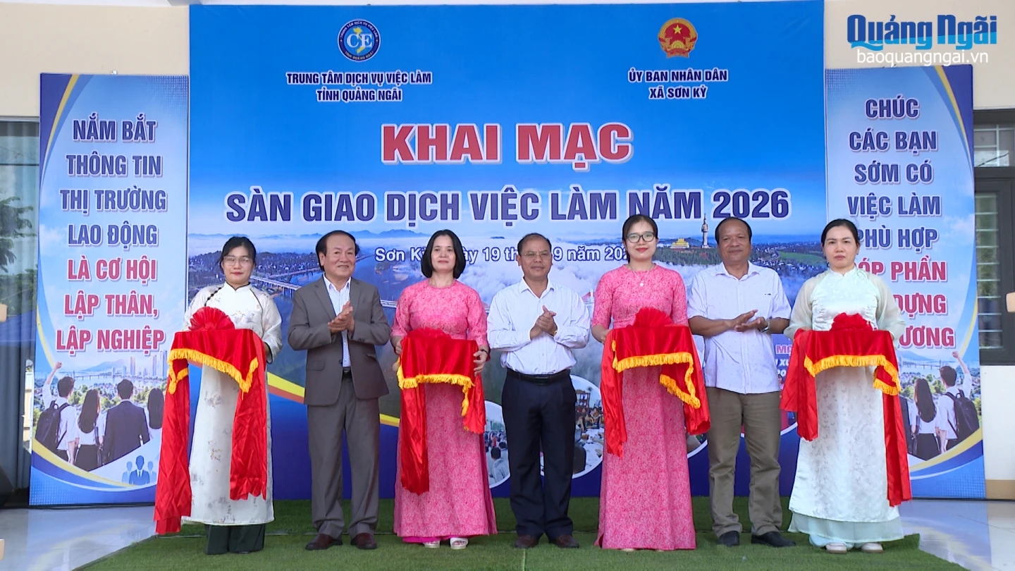 Khai mạc sàn giao dịch việc làm tại xã Sơn Kỳ