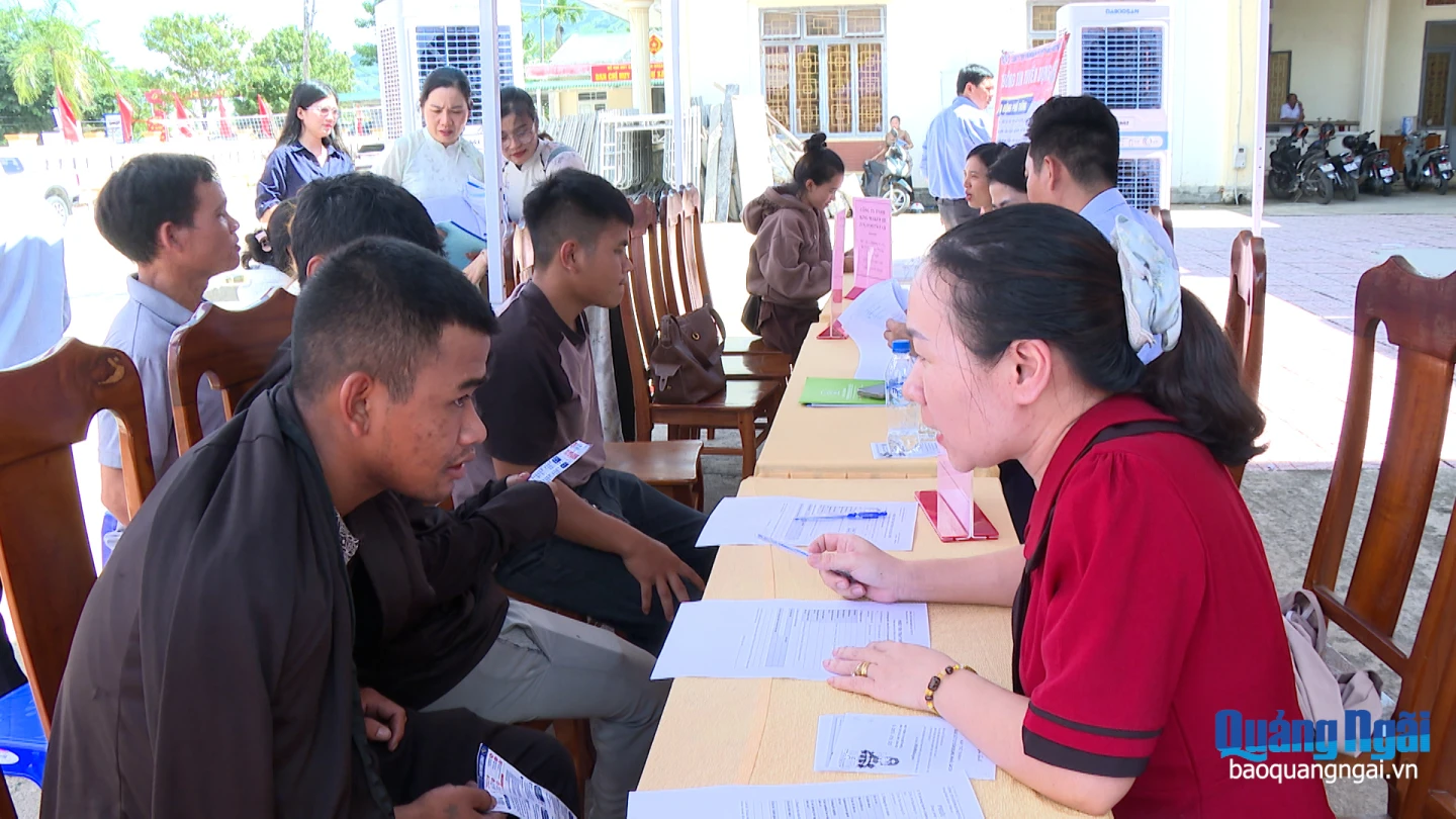 Doanh nghiệp chia sẻ thông tin tuyển dụng