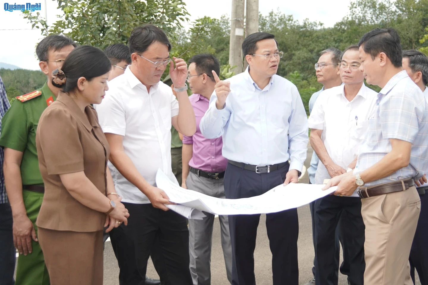 Chủ tịch UBND tỉnh Nguyễn Đức Tâm kiểm tra Dự án Trường Phổ thông nội trú Tiểu học - Trung học cơ sở xã Ia Tơi.