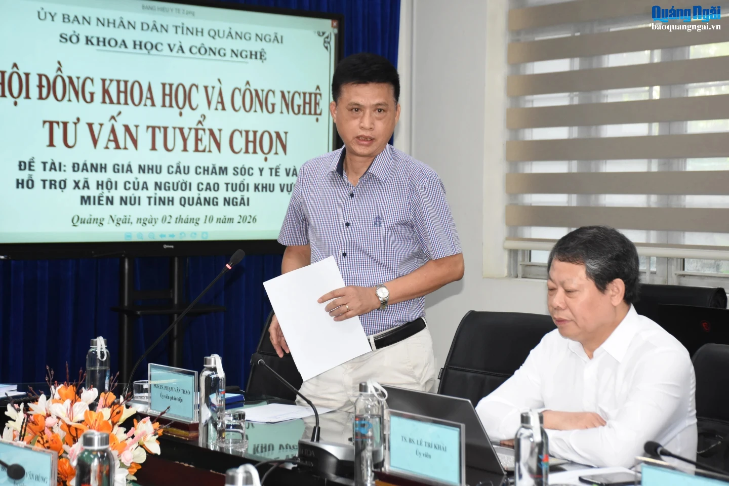 Phó Giáo sư, Tiến sĩ Phạm Văn Thao phản biện đề tài.