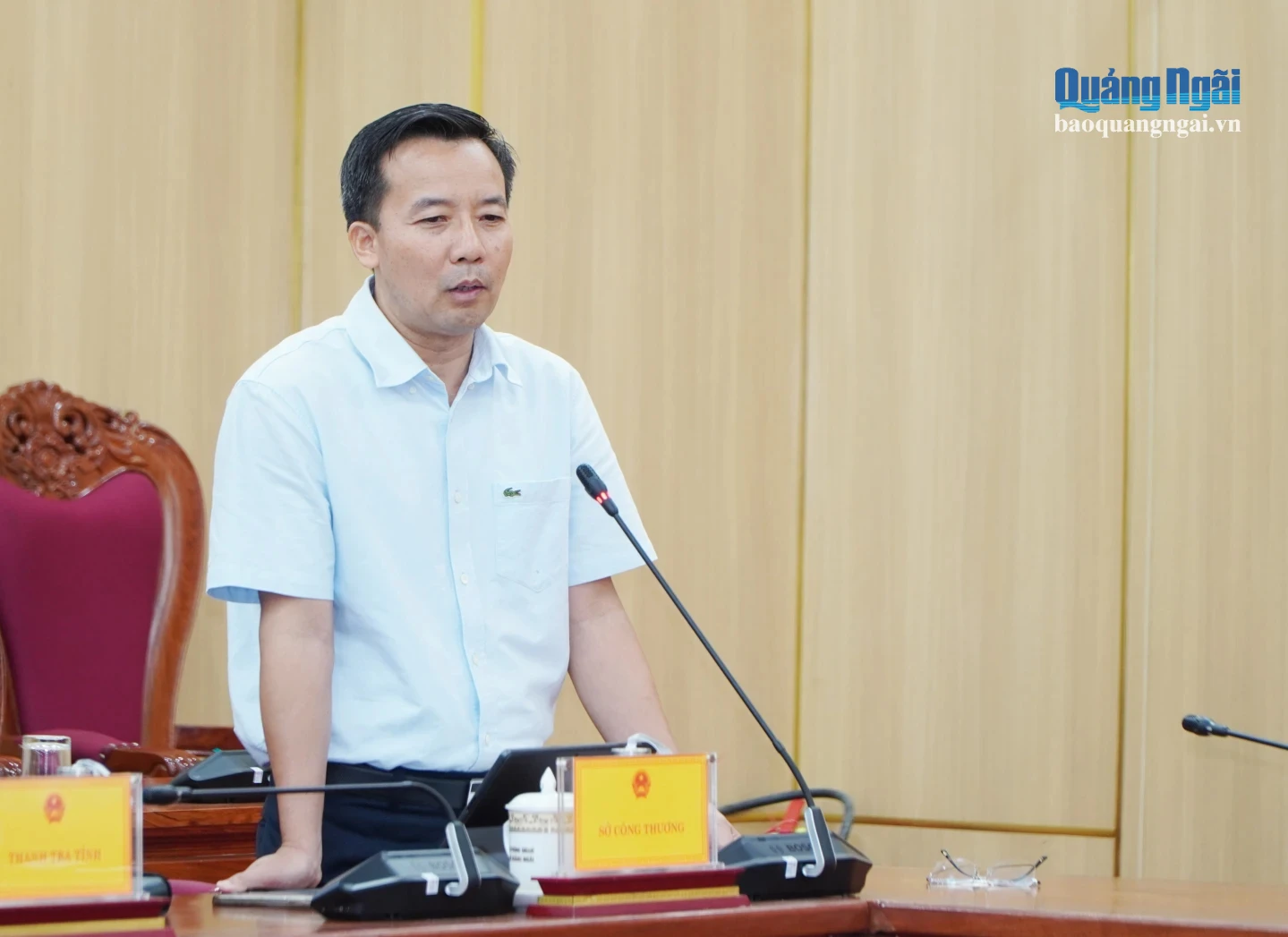 Giám đốc Sở Công Thương Nguyễn Thanh Mân báo cáo tại buổi làm việc.