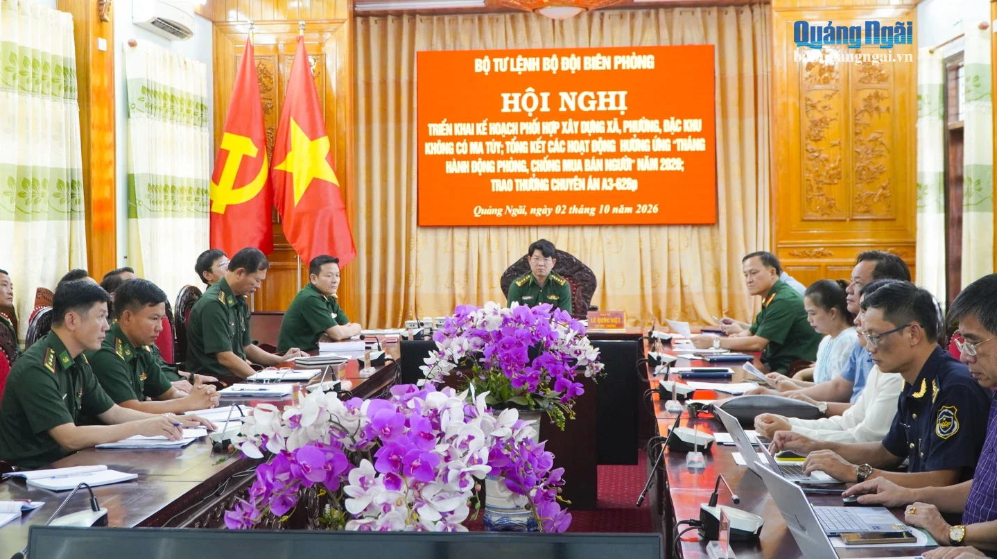 Các đại biểu dự hội nghị tại điểm cầu Ban Chỉ huy BĐBP tỉnh.
