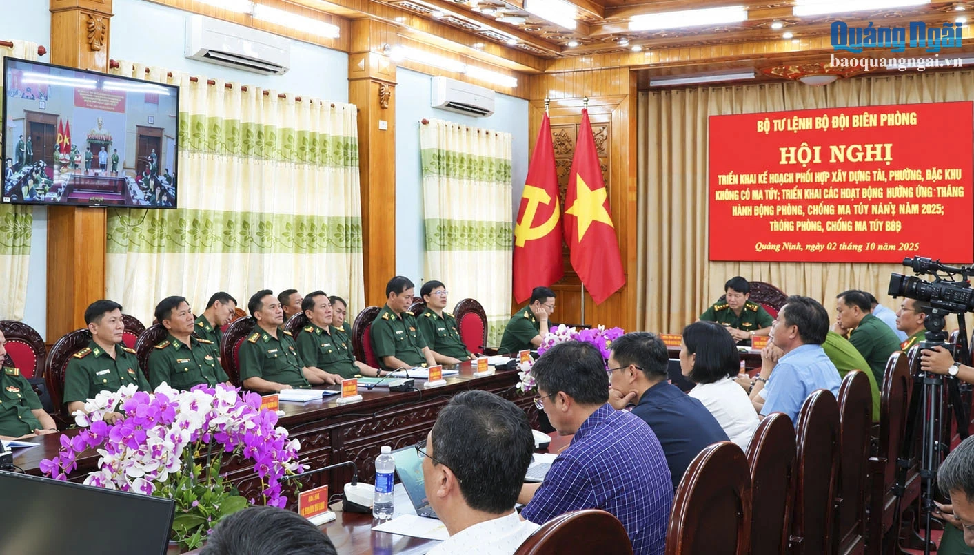 Hội nghị được kết nối trực tuyến với 36 điểm cầu trên toàn quốc.
