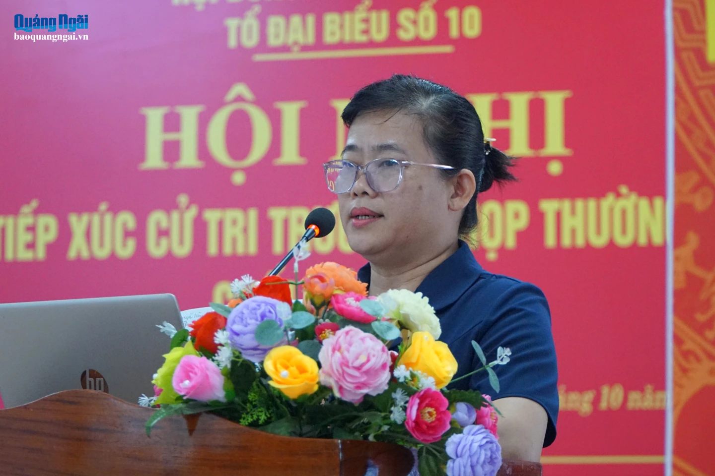 Đại diện Tổ đại biểu số 10 HĐND tỉnh, lãnh đạo phường Đăk Bla và Bệnh viện Đa khoa tỉnh Quảng Ngãi 2 làm rõ một số nội dung thuộc thẩm quyền.