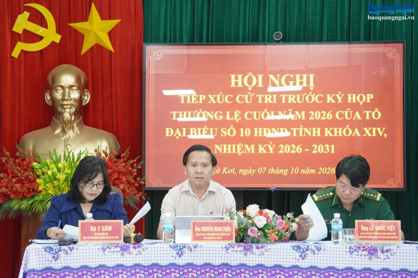 Tổ đại biểu số 10 HĐND tỉnh  xúc cử tri xã Rờ Kơi.