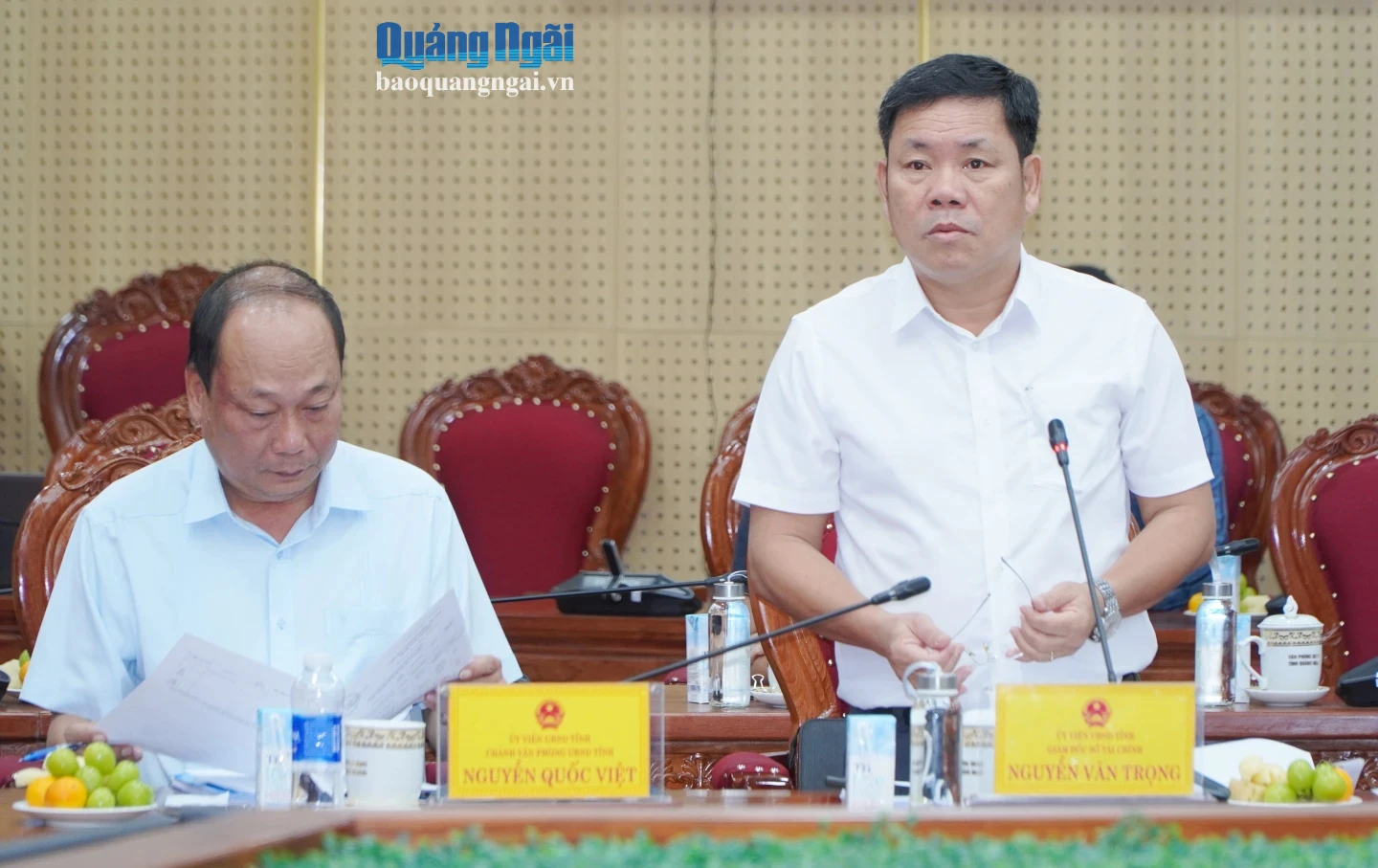 Ông Nguyễn Văn Trọng - Giám đốc Sở Tài chính báo cáo tình hình thực hiện nhiệm vụ phát triển kinh tế - xã hội 9 tháng năm 2026.