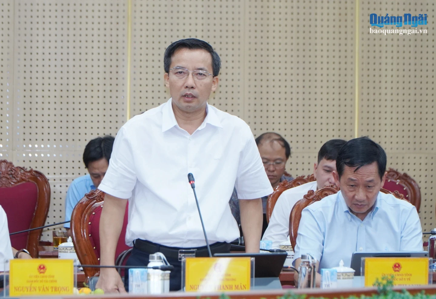 Ông Nguyễn Thanh Mân - Giám đốc Sở Công Thương phát biểu tại phiên họp.