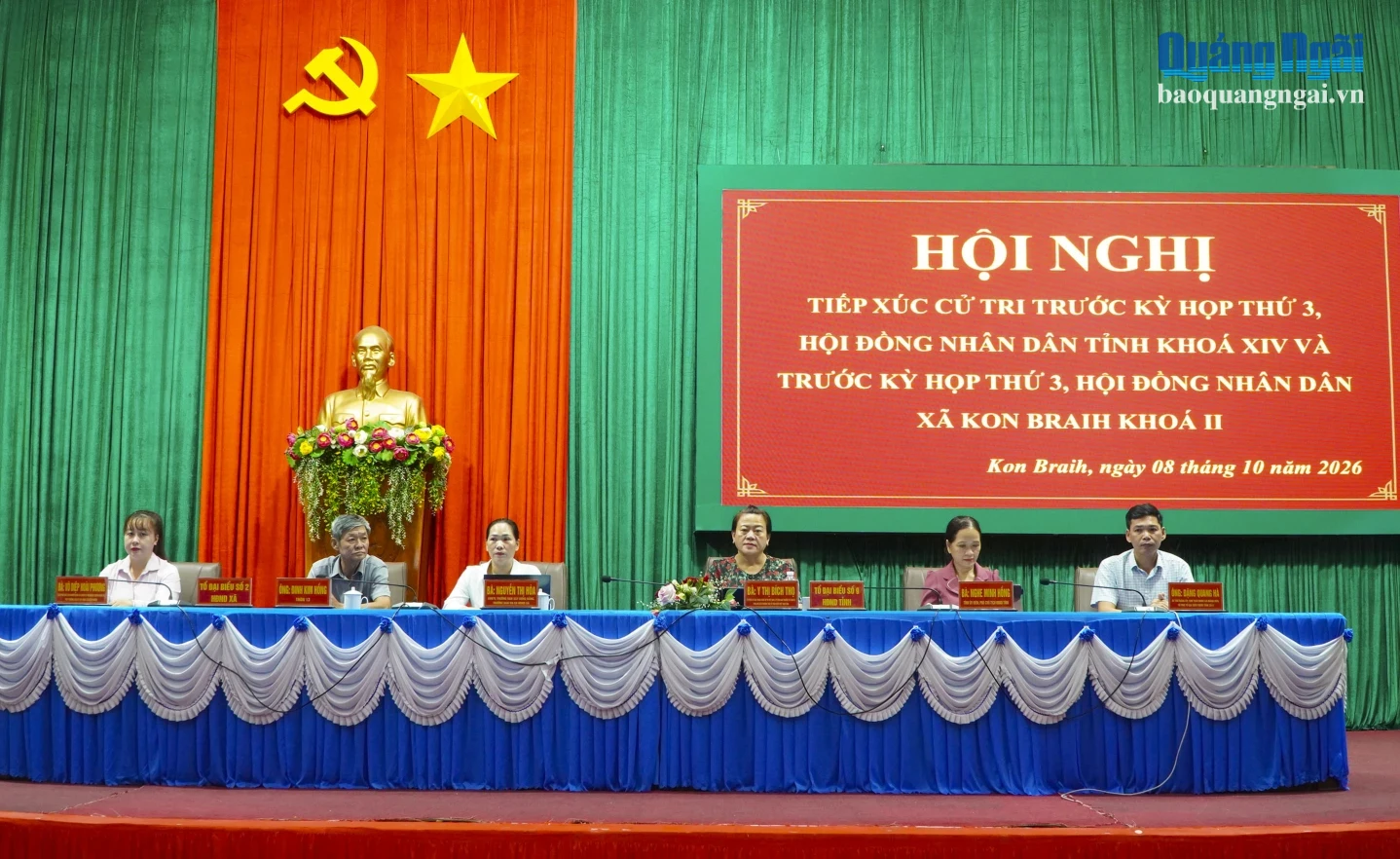 Đại biểu Hội đồng nhân dân 2 cấp tiếp xúc cử tri xã Kon Braih.