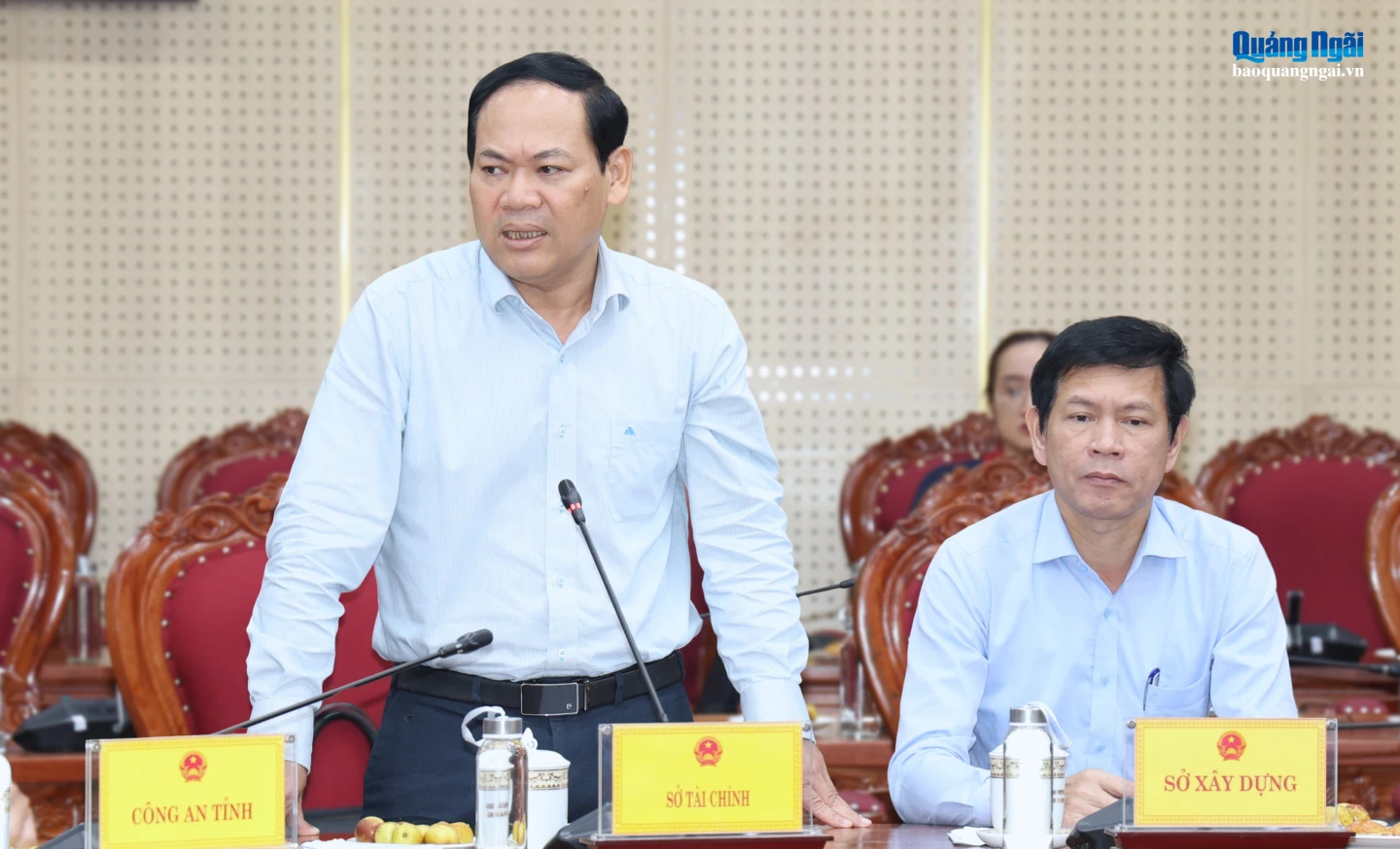 Lãnh đạo Sở Tài chính phát biểu tại cuộc họp.
