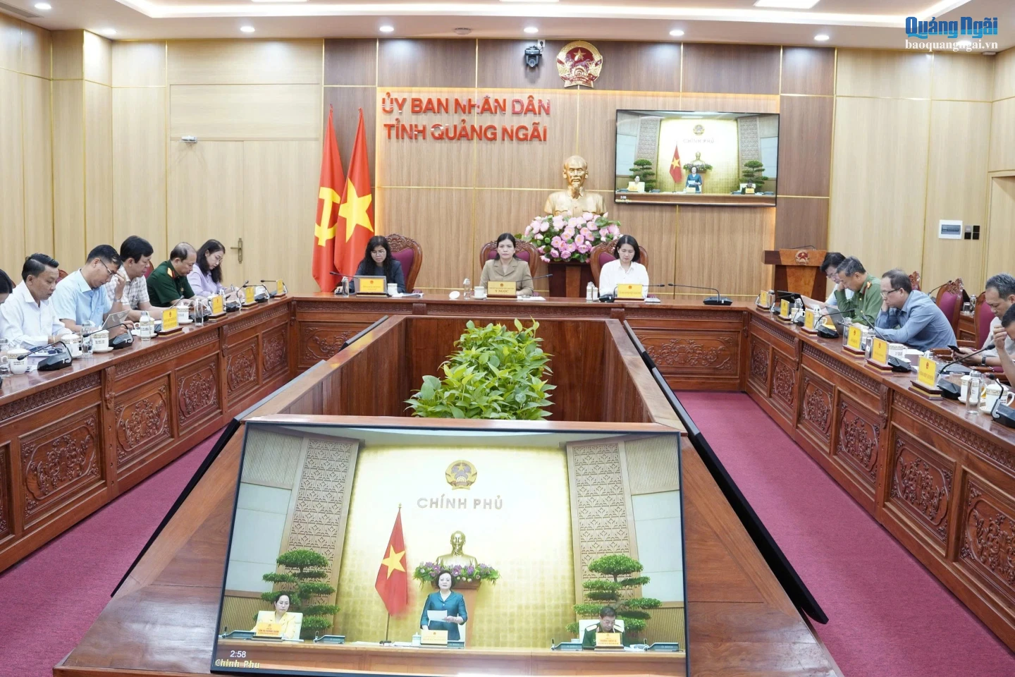 Quang cảnh hội nghị tại điểm cầu Quảng Ngãi.