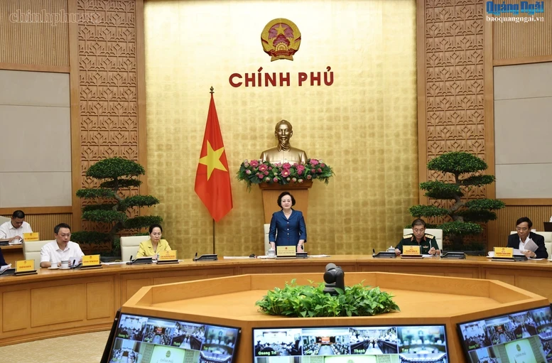 Bí thư Trung ương Đảng, Phó Thủ tướng Chính phủ Phạm Thị Thanh Trà chủ trì hội nghị. Ánh: VGP