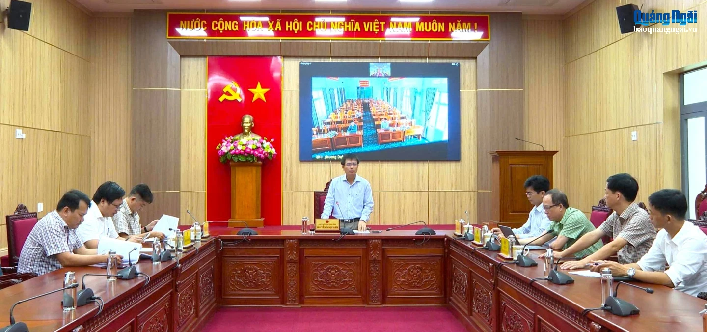 Quang cảnh cuộc họp.