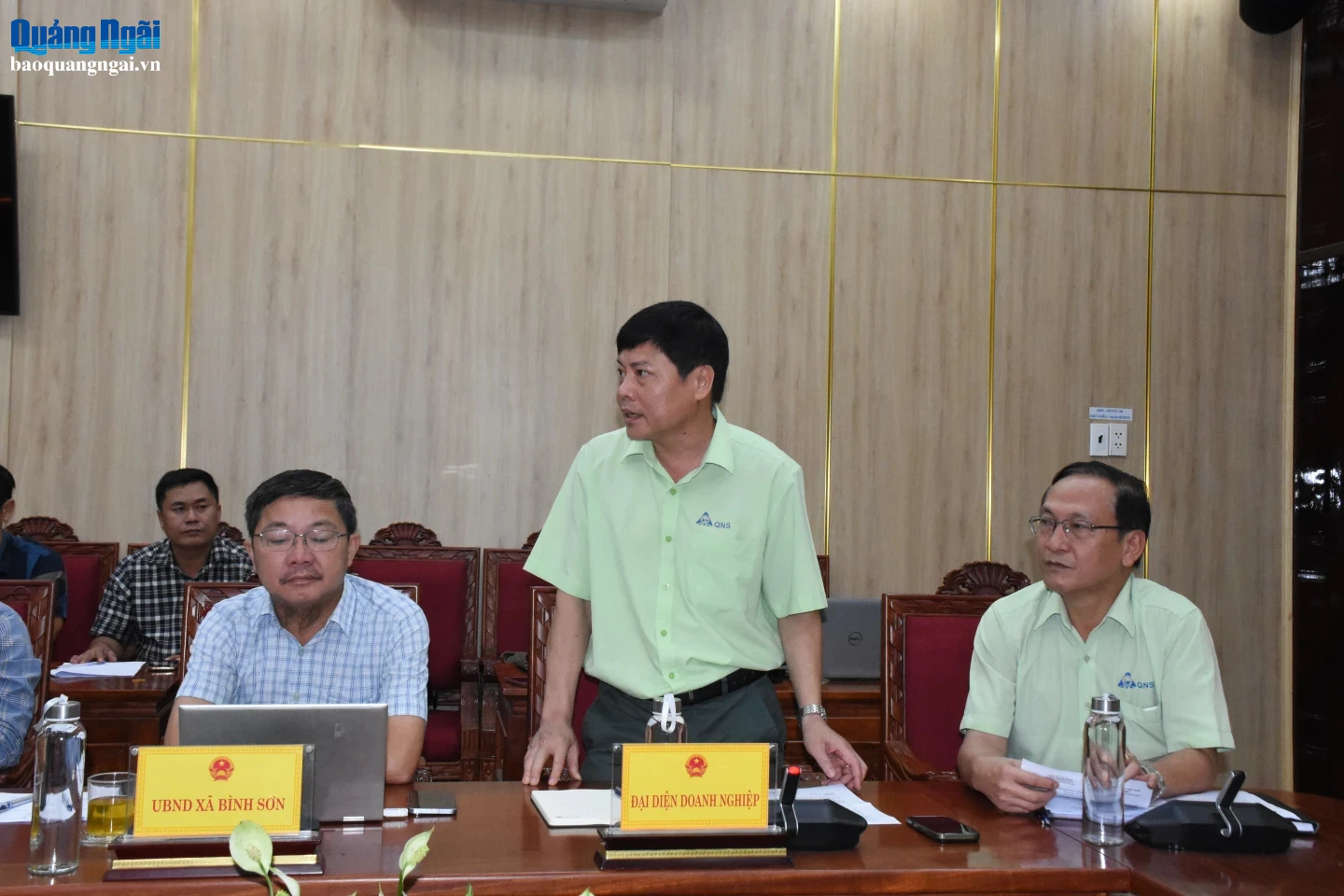 Đại diện Công ty CP Đường Quảng Ngãi nêu kiến nghị tại buổi làm việc.
