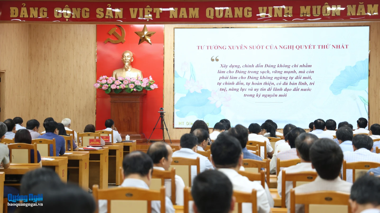 Hội nghị được tổ chức trực tiếp kết hợp trực tuyến toàn quốc