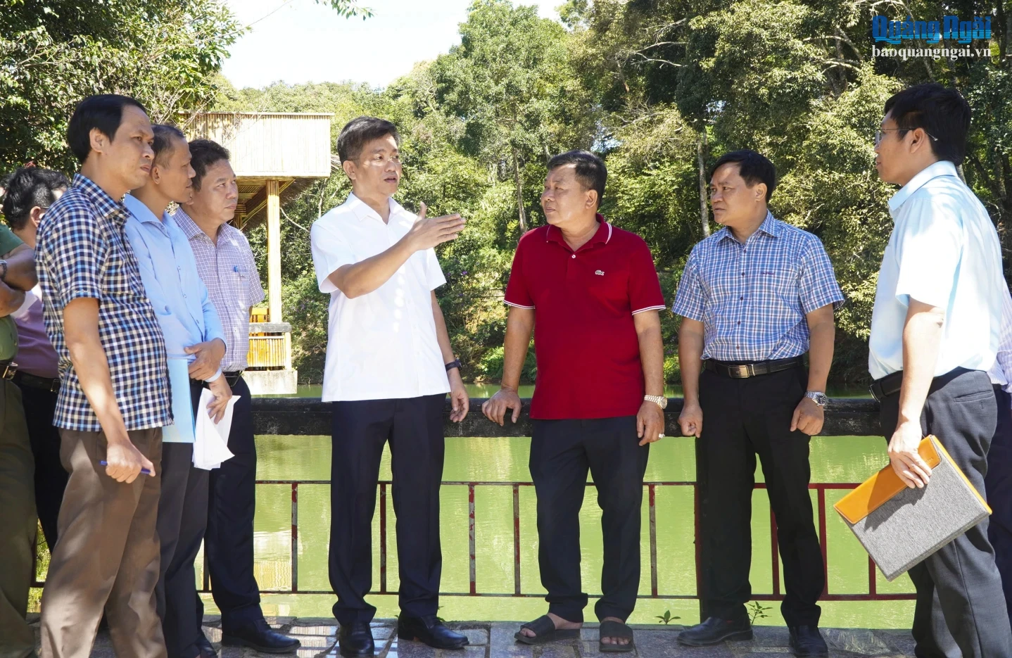 Phó Chủ tịch UBND tỉnh Đỗ Tâm Hiển kiểm tra thực tế tại dự án Khu vui chơi giải trí và du lịch sinh thái Măng Đen.