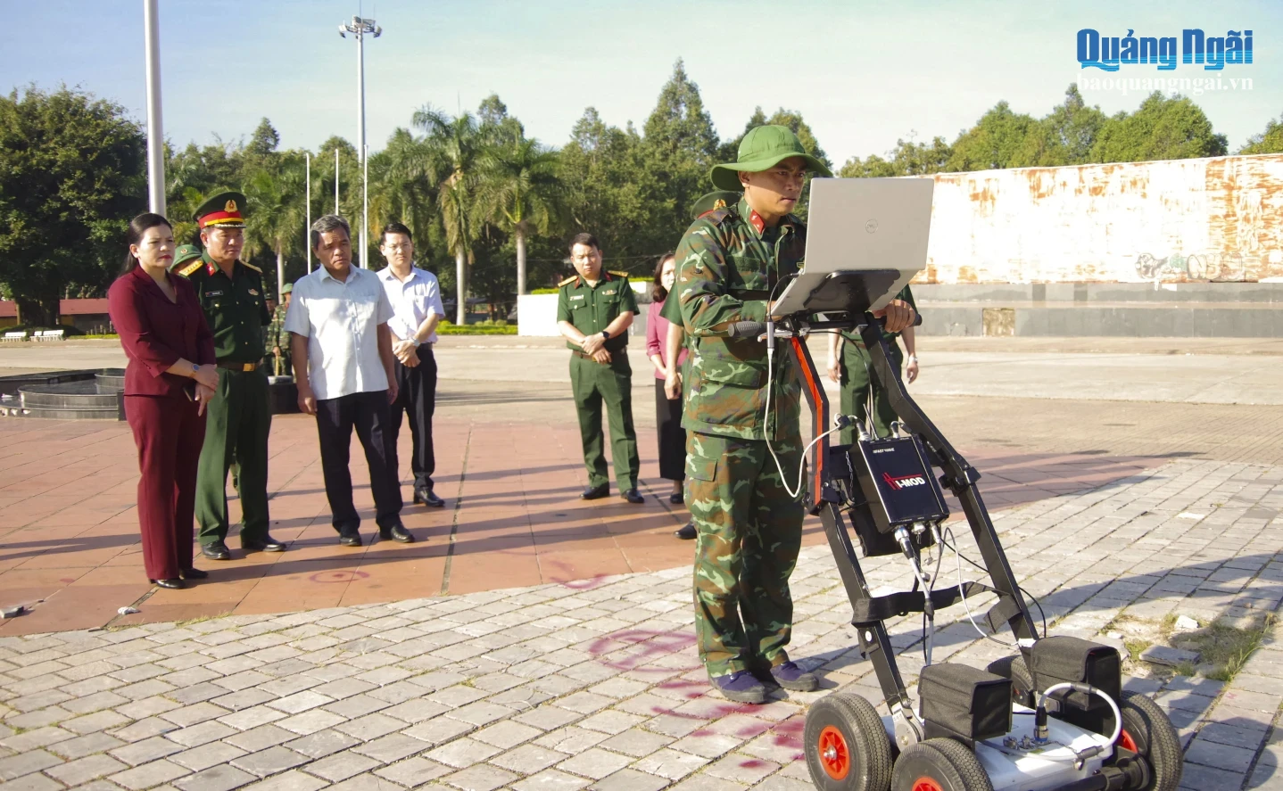 Ủy viên Trung ương Đảng, Bí thư Tỉnh ủy Hồ Văn Niên đề nghị các lực lượng nêu cao tinh thần trách nhiệm trong thực hiện nhiệm vụ.