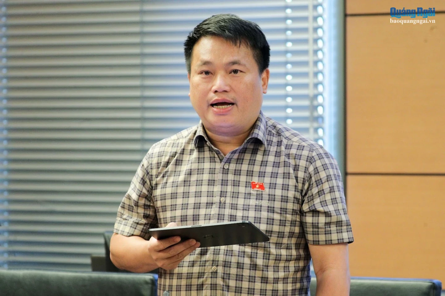 Đại biểu Quốc hội Đặng Ngọc Huy phát biểu thảo luận.