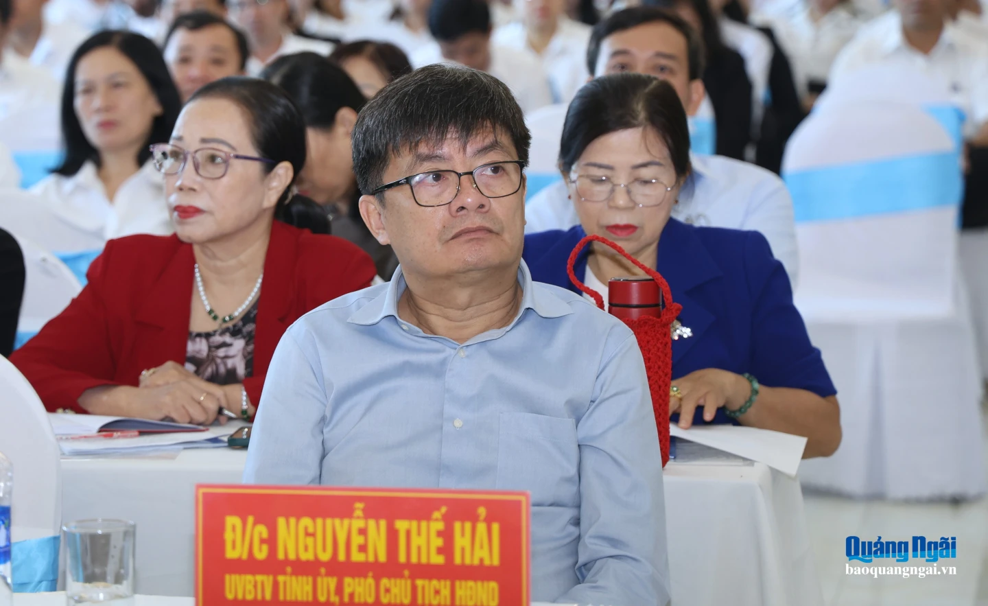 Ủy viên Ban Thường vụ, Phó Chủ tịch HĐND tỉnh Nguyễn Thế Hải và các đại biểu dự khai mạc hội nghị.