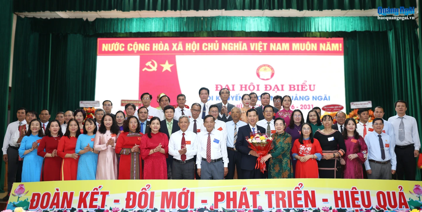 Ban Chấp hành Hội Khuyến học tỉnh Quảng Ngãi khóa I, nhiệm kỳ 2026–2031 ra mắt đại hội.