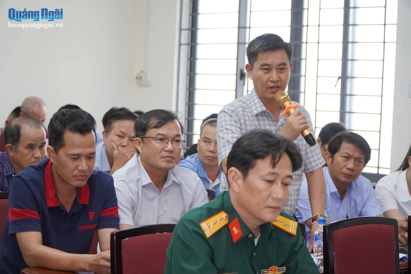 Đại diện doanh nghiệp nêu kiến nghị tại buổi đối thoại.