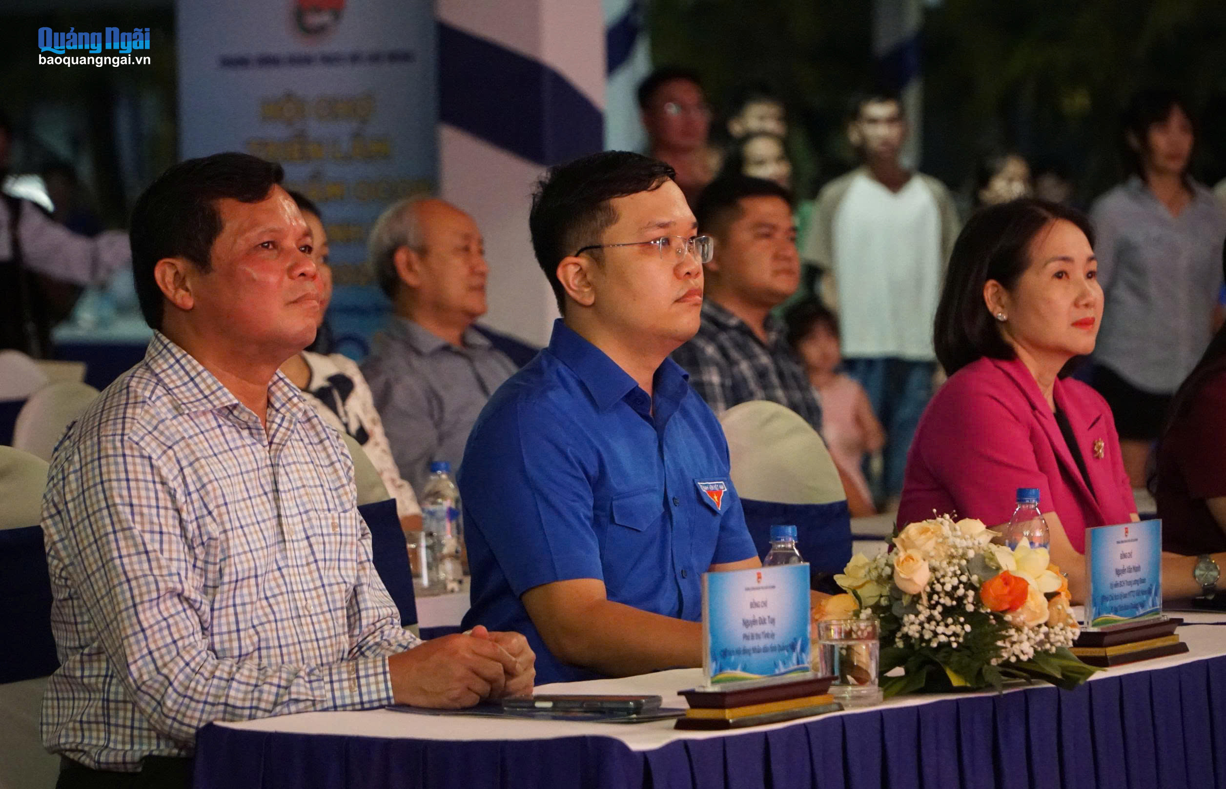 Phó Bí thư Tỉnh ủy, Chủ tịch HĐND tỉnh Nguyễn Đức Tuy và đại biểu dự lễ khai mạc.