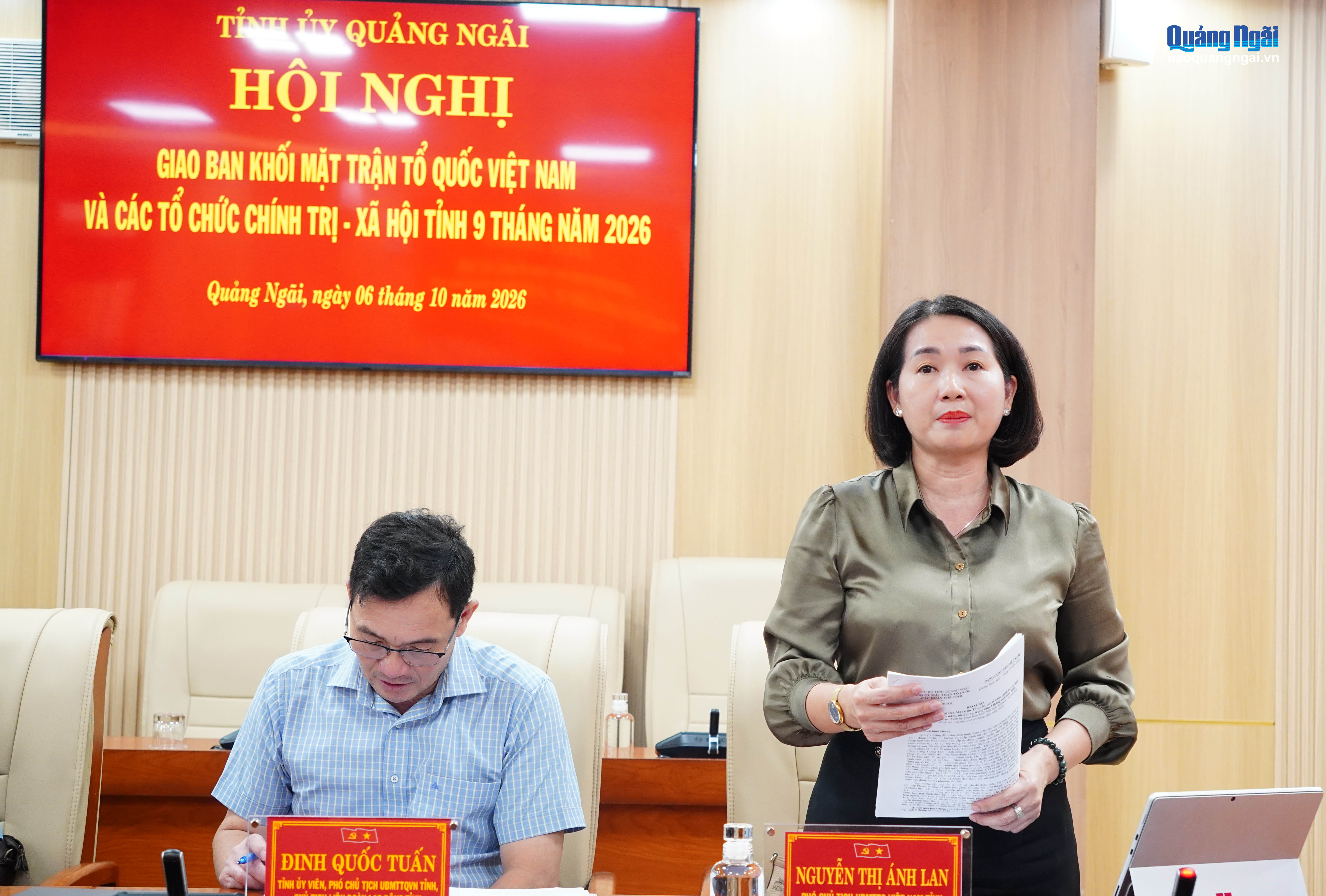 Phó Chủ tịch Ủy ban MTTQ Việt Nam tỉnh Nguyễn Thị Ánh Lan phát biểu tại hội nghị.